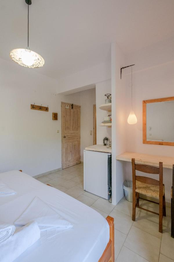 Irtakina Apartment Soúgia Luaran gambar
