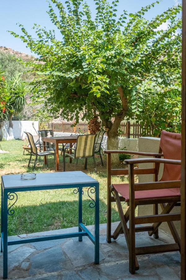 Irtakina Apartment Soúgia Luaran gambar
