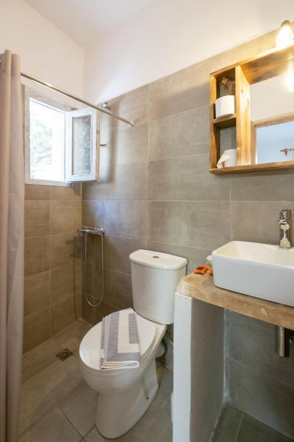 Irtakina Apartment Soúgia Luaran gambar