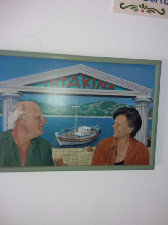 Irtakina Apartment Soúgia Luaran gambar